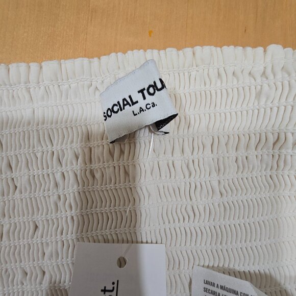 Ladies Social Tourist Ivory corset style square neck crop top NWT - Picture 3 of 7